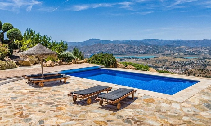 Canillas de Aceituno Villa | Casa de Pilares Alcaucín by Ruralidays