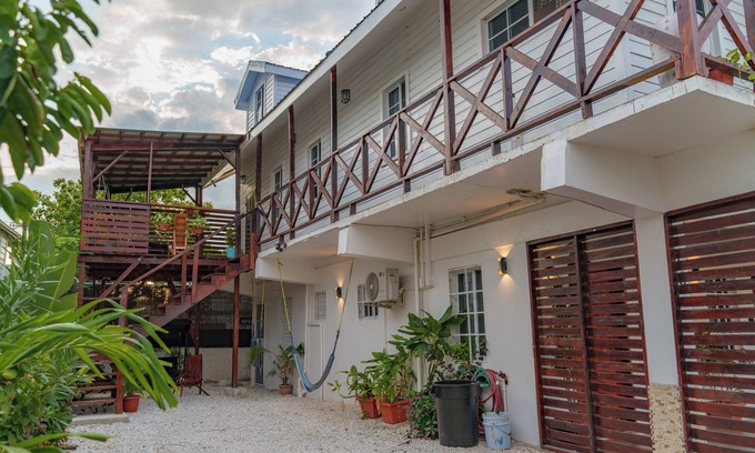 Belize City Haus | Casa De Shangrila Boutique Hotel