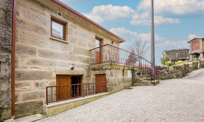 Cubalhao Haus | Casa do Rego