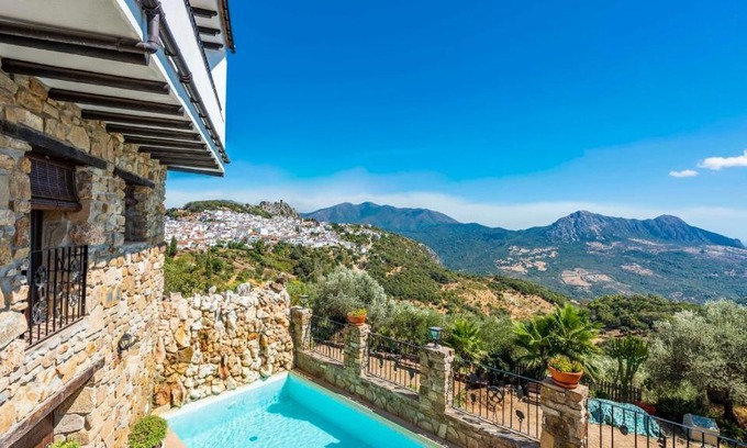 Gaucin Haus | Casa El Imperio Gaucín by Ruralidays