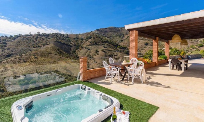 Archez Haus | Casa El Refugio de Árchez by Ruralidays