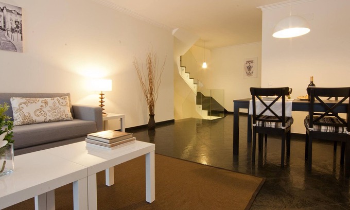 Lumiar Wohnung | Casa em Páteo Tradicional - Casa El Rei Dom Dinis