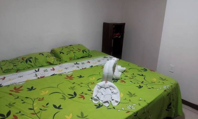 Puerto Jimenez Haus | Casa Familiar Grande Mono Congo de osa