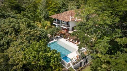 Quebrada Guadalejo Hotel | Casa Jacaranda Hotel Boutique by HMC -Cauca Viejo- Mayores de 14 años