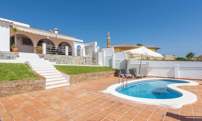 Caleta de Velez Villa | Casa Lea Vélez-Málaga by Ruralidays