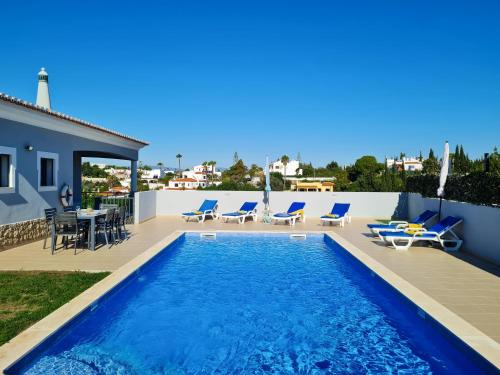 Carvoeiro Haus | Casa Limão - Private Pool - Beach & Center (650m)