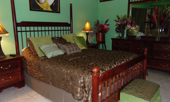 Pavas Bed & Breakfast | Casa Lima B & B - Ideal für Hochzeiten / Gruppen