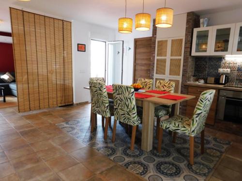 Almachar Haus | Casa Linda