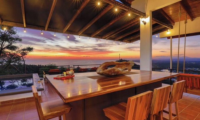 El Cerro Haus | Casa Mono Montaña, Amazing Ocean View House Private Pool in Manuel Antonio