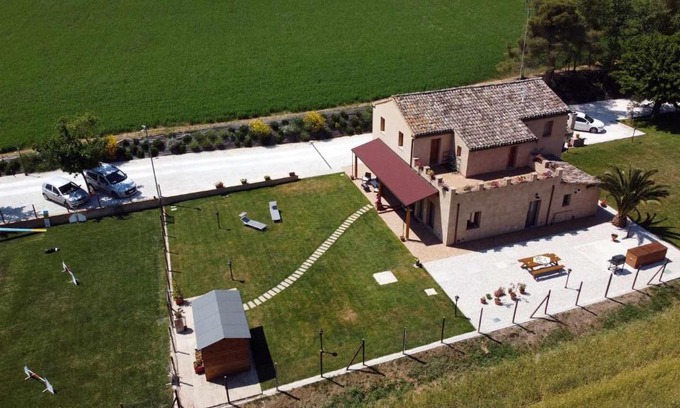 Monsano Wohnung | Casa Montefiore 13 Iris LT nella tranquilla campagna Marchigiana