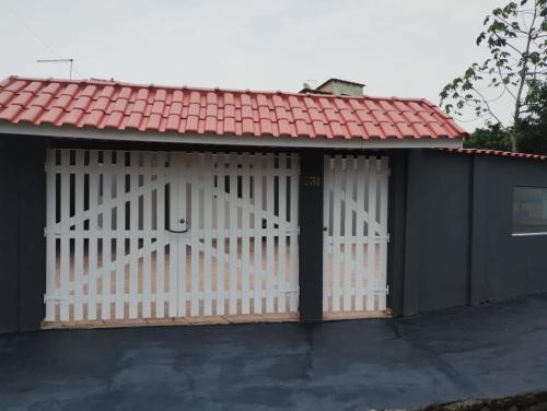 Itanhaem Haus | Casa na praia com piscina e churrasqueira