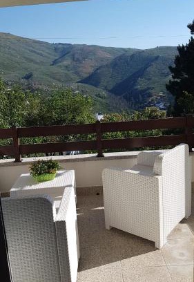Seia Haus | Casa na Serra 2, Sabugueiro