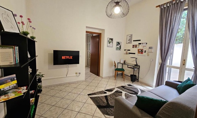 Casteggio Wohnung | CASA OLTREPO fresco centrale ma silenzioso parcheggio interno