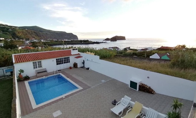 Mosteiros Haus | Casa Pôr do Sol