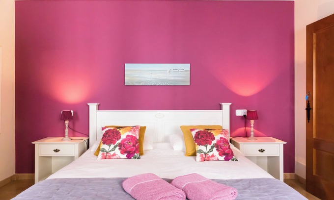 Competa Bed & Breakfast | Casa Roble B&B Frigiliana