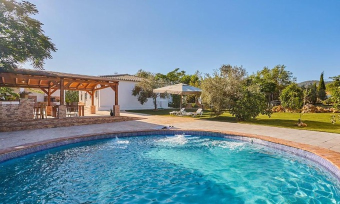 Prado del Rey Haus | Casa Rural Aguasal El Bosque by Ruralidays