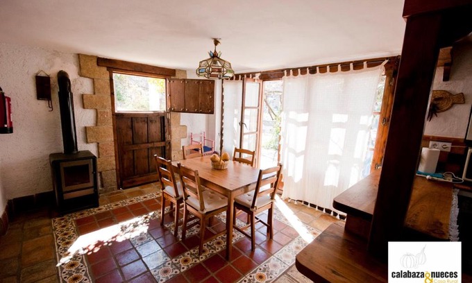 Cazorla Haus | Casa Rural Calabaza & Nueces
