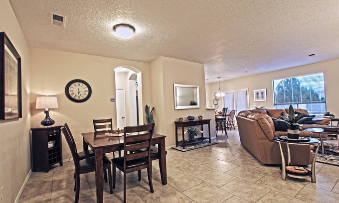 Vista Del Norte Alliance Haus | Casa Sandia ~ Großartige zentrale Lage von einem Premier Partner Gastgeber !!!