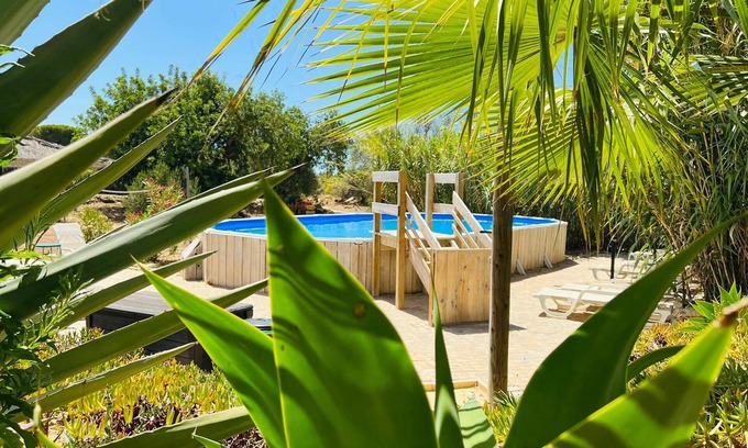 Fonte do Bispo Haus | 'Casa Velha' with large private terrace, barbecue and (shared) swimming pool.