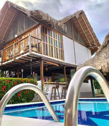 Palomino Haus | CasaBella Cabaña con Piscina Palomino