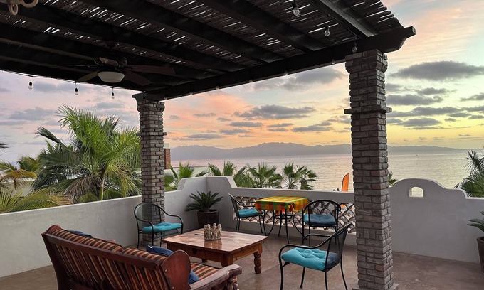 El Sargento Haus | Direkt am Strand 1BD / 1BA-nur nördlich von Sandy Rasta Strand-Private-weitläufige Terrassen-175 $