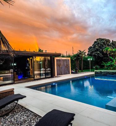Chioggia Wohnung | CasaKadd002LuxuryHeated Pool Garden Patio Barbeque