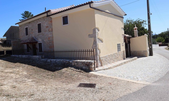 Ansiao Haus | Casas de Calcário Casa da Relva