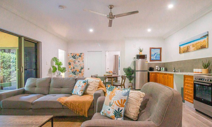 Redlynch Haus | Cascade Lodge - Rainforest Retreat