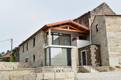Meada Haus | Casinhas da eira caramulo turismo rural