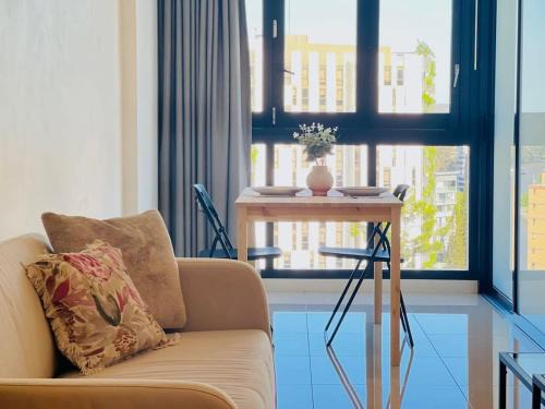Toowong Wohnung | CASSA TOOWONG - Convenient 1B Apt at Central Location with Parking Managed by The Cassa