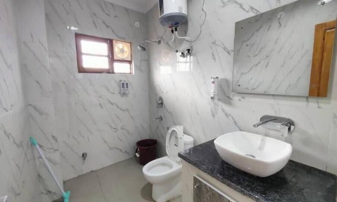Bullawala Wohnung | Castle Inn Starry, 2 BHK,Mussoorie Road, Dehradun