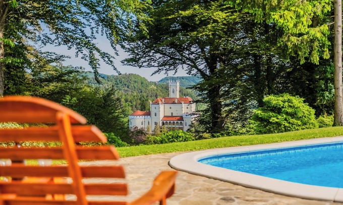 Bednja Haus | Castle View Haven With Wellness And Pool, Trakošćan, Croatia