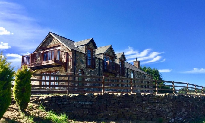 Kirriemuir Haus | Castleview @ Newton Steading Farm