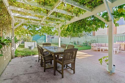 Rathmines Haus | Catalina Bay - Child & Pet Friendly