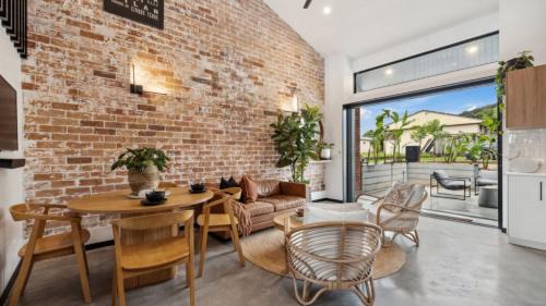 Coffs Harbour Haus | Catalyst Retreat - Stylish, Pets, Accessible, Sauna