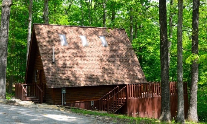Eckerty Skihütte | Cedar A Frame Chalet Kabine 6 mit Whirlpool im Patoka Lake So Indiana