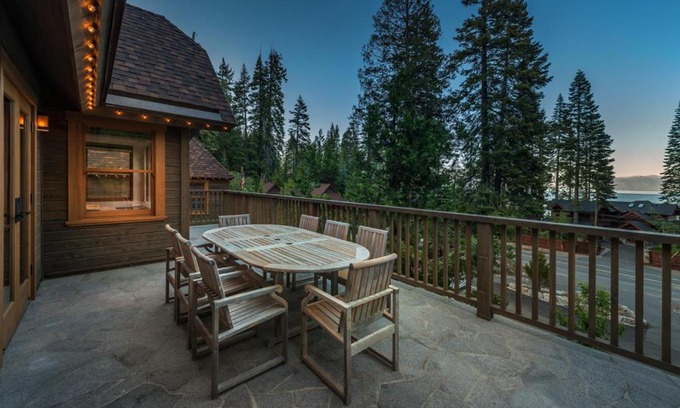 Homewood Haus | Cedar Crest - Chickadee Cottage 2