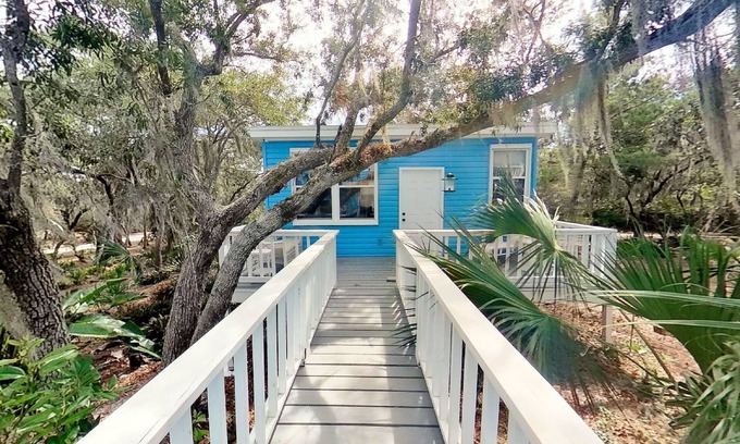 Cedar Key Hütte | Cedar Key IslandCoastalHeavenCottage Kayak to island beach! .Pets stay free!
