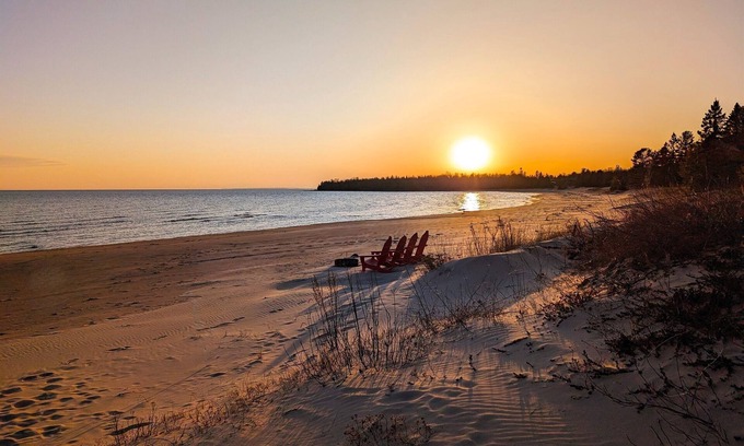 Naubinway Haus | Cedar Loft auf - Lake Michigan