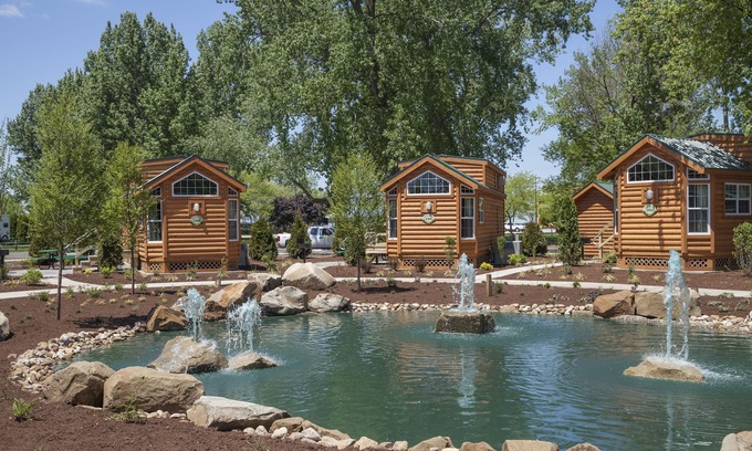 Sandusky Kabine | Cedar Point's Lighthouse Point