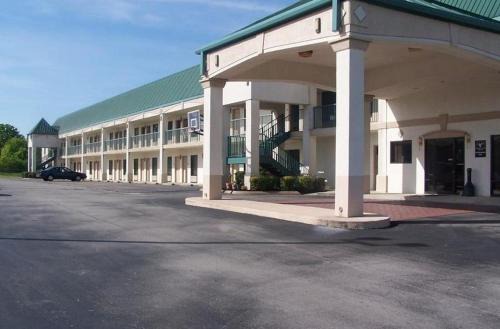 Lewisburg Hotel | Celebration Inn