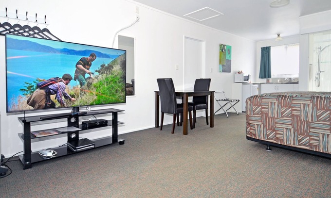 Foxton Hotel | Celtic Motel