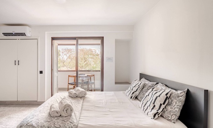Correeira Wohnung | ★ CENTRAL LOCATION, RENOVATED IN 2021 ★