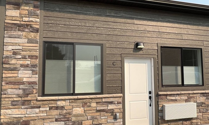 Franklin to the Fort Wohnung | Centrally located, newly remodeled apartment - Unit C