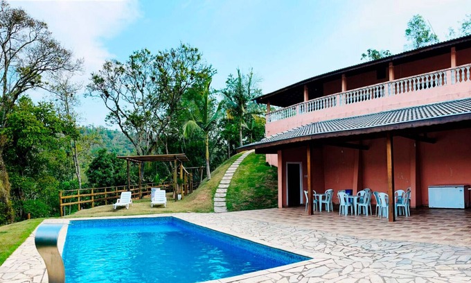 Santa Isabel Haus | Chácara com piscina e churrasq em Santa Isabel/SP