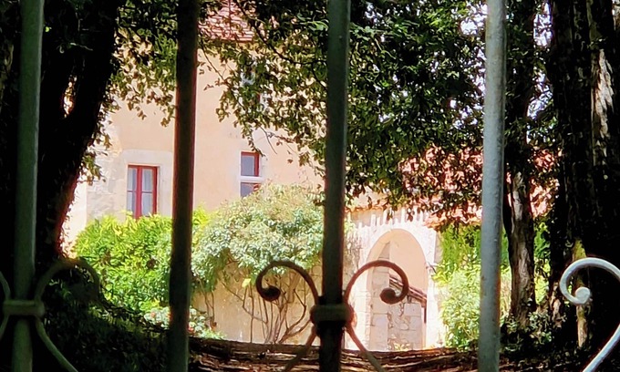 Leguillac-de-l'Auche Sonstige | Château le But et sa Guest House. Proche de Périgueux au Cœur du Périgord