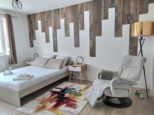 Woippy Haus | Ch privée 18m - Canapé - Netflix - Appart 120m