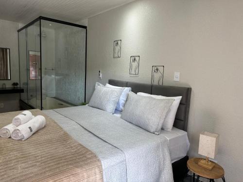 Penedo Kabine | Chalé 01 com hidro e cozinha no coração de Penedo