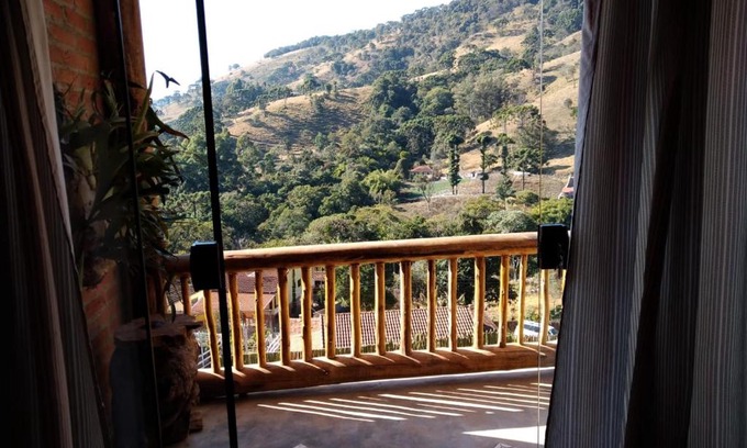 Costas Haus | Chalé charmoso com vista p/Montanha - Gonçalves