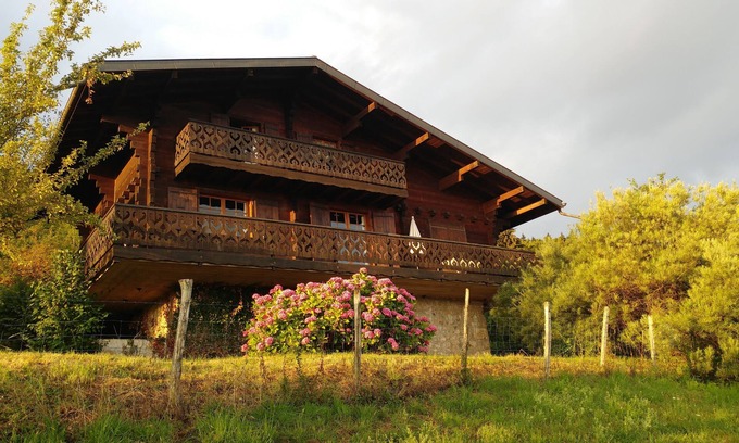 Lugrin Skihütte | Chalet mit Blick auf den Genfersee